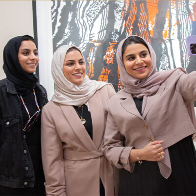 معرض فنان ولوحة ٢