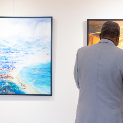 معرض ”تنوع“ للفنان السوداني ناجي لعوتة